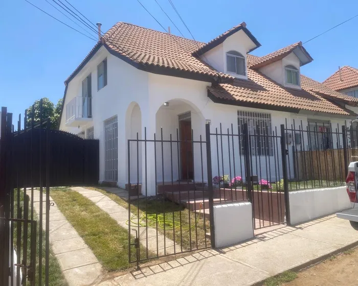Hermosa casa recién remodelada