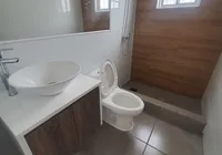 Hermosa casa recién remodelada — foto 17