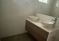 Hermosa casa recién remodelada — foto 2